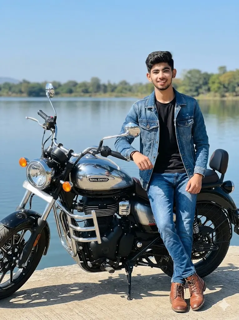 Royal Enfield Meteor 350 Lake View